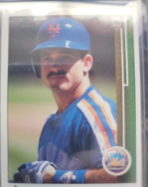 1989 Upper Deck #582 Howard Johnson — front