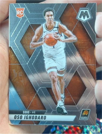 2024-25 Panini Mosaic #221 Oso Ighodaro — front