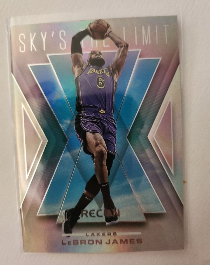 2022-23 Panini Recon Sky's The Limit #X LeBron James — front