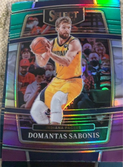 2021-22 Panini Select #73 Domantas Sabonis — front