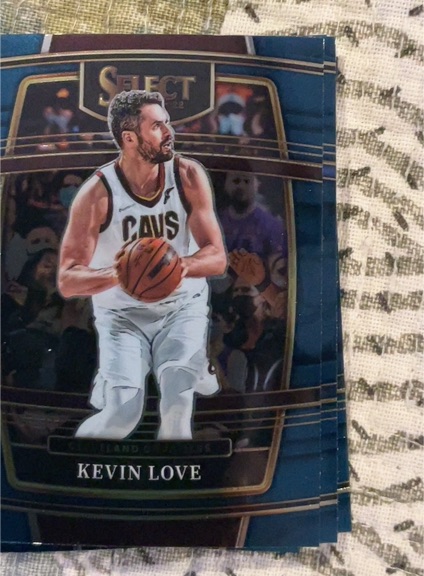 2021-22 Panini Select #60 Kevin Love — front