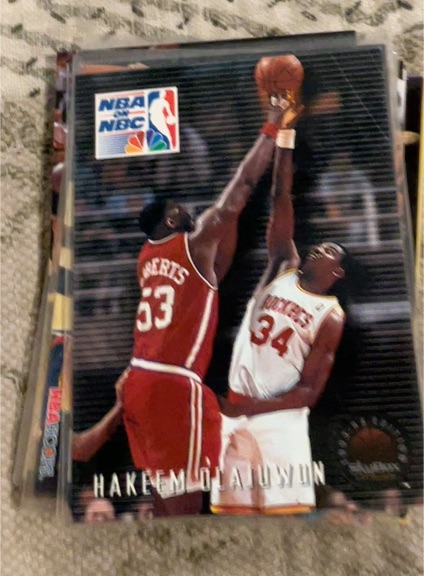 1993-94 SkyBox Premium #6 Hakeem Olajuwon — front
