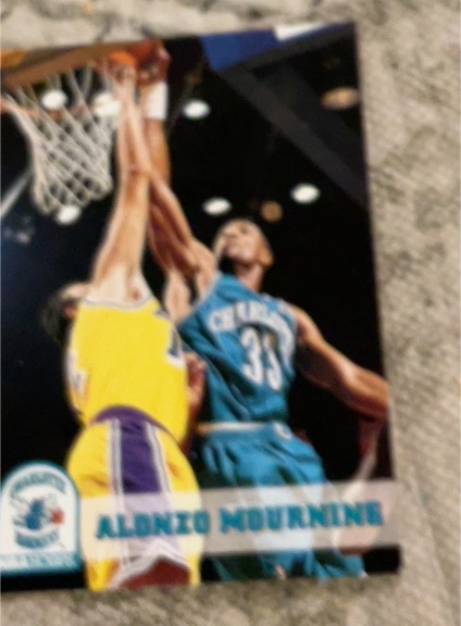 1993-94 SkyBox NBA Hoops #23 Alonzo Mourning — front