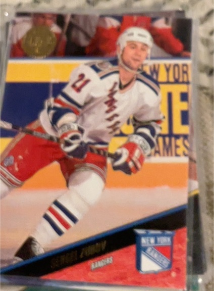 1993-94 Leaf #164 Sergei Zubov New York Rangers — front