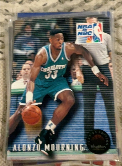 1993-94 SkyBox Premium #5 Alonzo Mourning — front