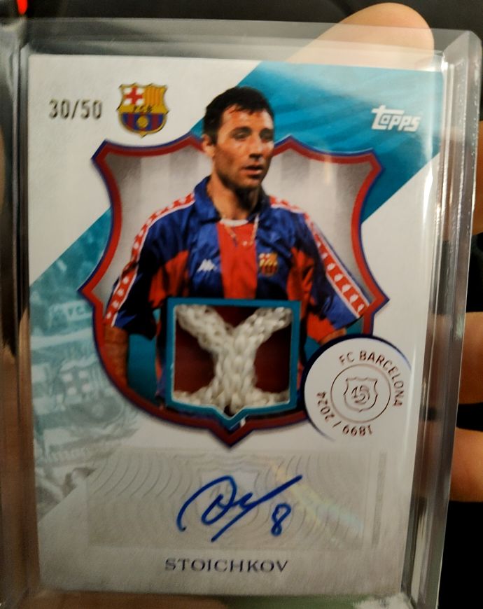 2024 Topps FC Barcelona 125th Anniversary Stoichkov Auto Relic #30/50 — front