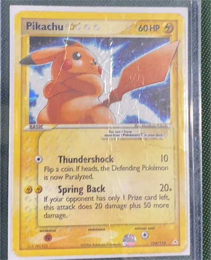 2005 Pokemon Emerald #60 Pikachu — front