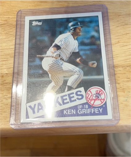 1985 Topps #380 Ken Griffey Sr. — front