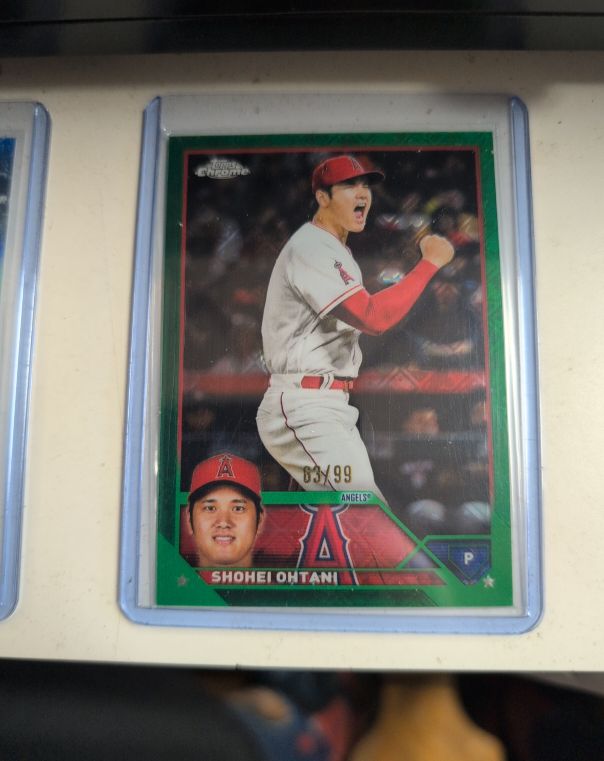 2023 Topps Chrome #17 Shohei Ohtani — front