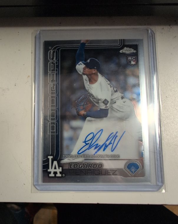 2025 Topps Chrome #RA-EH Edgardo Henriquez Rookie Autograph — front
