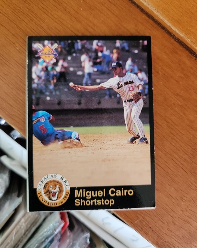 1997 Line Up Miguel Cairo Leones del Caracas — front