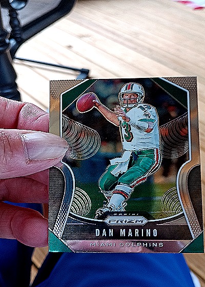 2019 Panini Prizm #265 Dan Marino — front