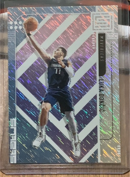 2019-20 Panini Status #141 Luka Doncic — front