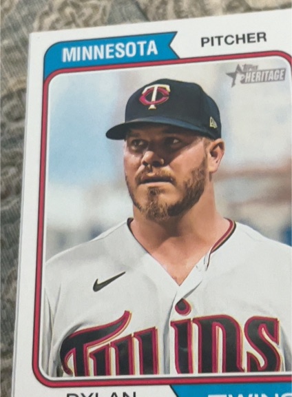 2023 Topps Heritage #74 Dylan Bundy — front