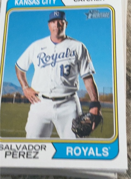 2023 Topps Heritage #13 Salvador Pérez — front