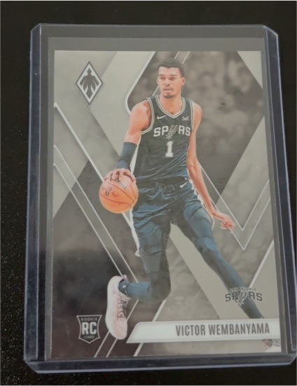 2023-24 Panini Phoenix #256 Victor Wembanyama — front