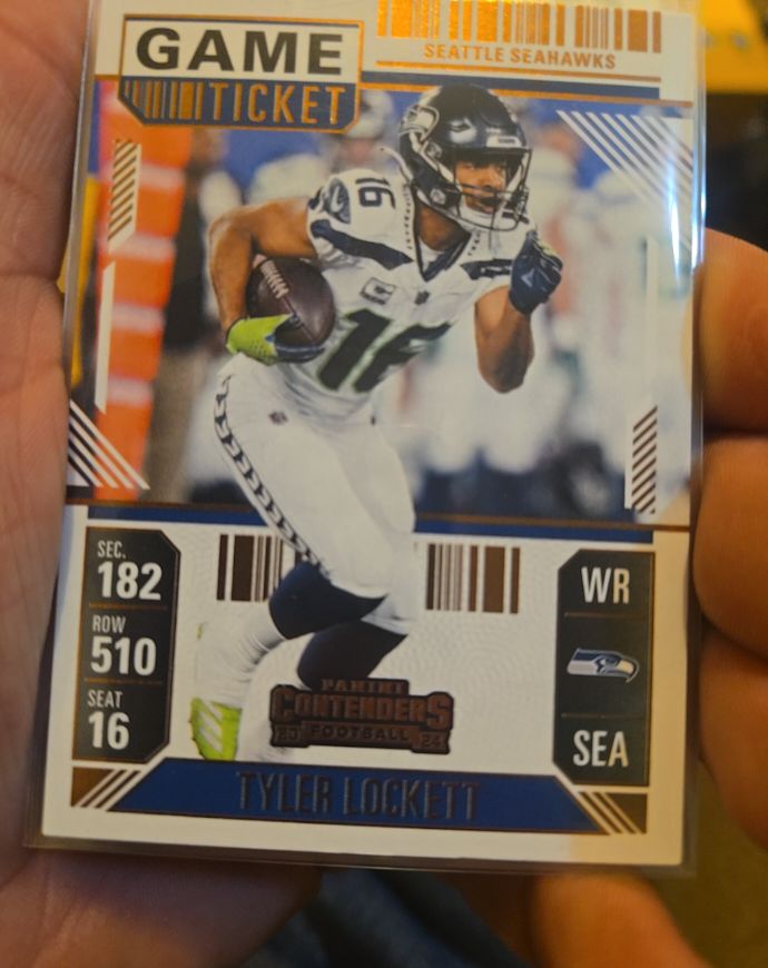 2024 Panini Contenders #90 Tyler Lockett Season Ticket — front