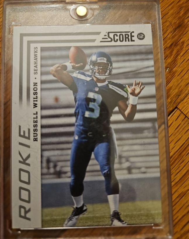 2012 Score #372 Russell Wilson Rookie — front