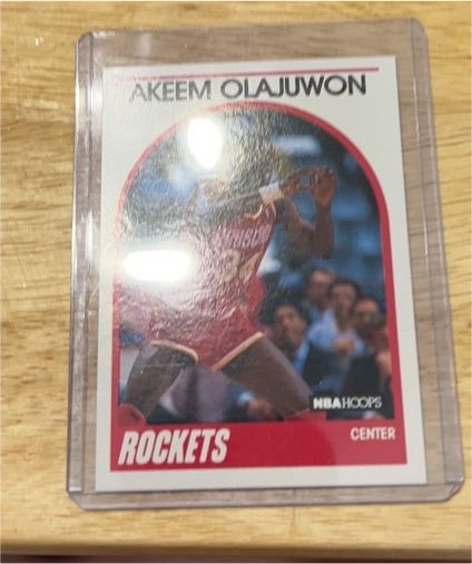 1989 NBA Hoops #180 Hakeem Olajuwon — front