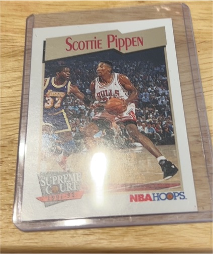 1991-92 NBA Hoops Supreme Court #456 Scottie Pippen — front