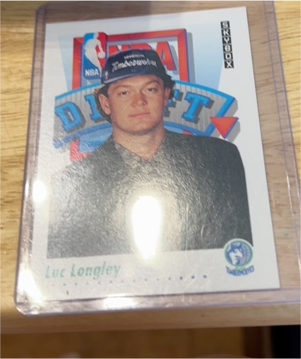 1991-92 Skybox #519 Luc Longley — front