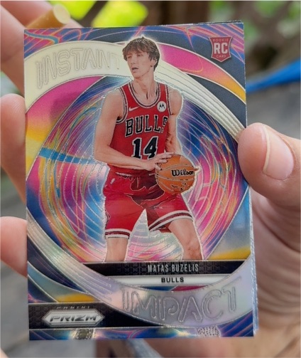 2024-25 Panini Prizm #14 Matas Buzelis — front