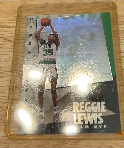 1992-93 Upper Deck MVP Holograms #2 Reggie Lewis — front