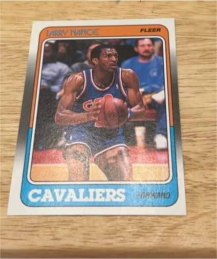 1988 Fleer #24 Larry Nance — front
