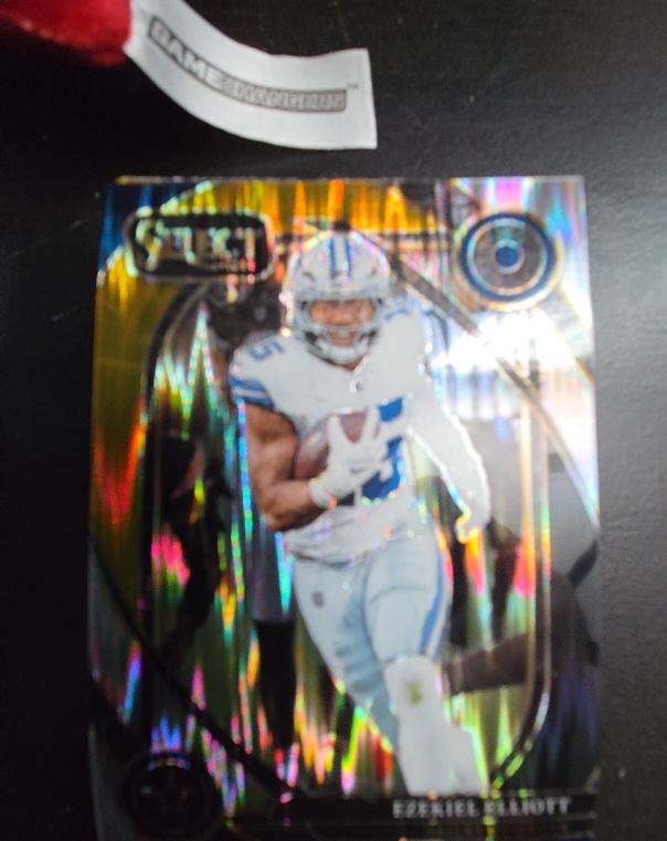 2024 Panini Select #256 Ezekiel Elliott — front
