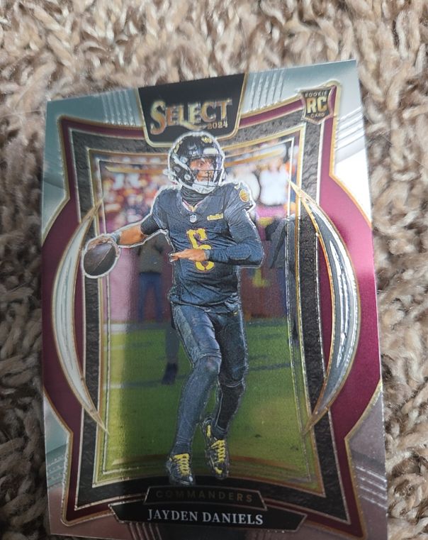 2024 Panini Select #26 Jayden Daniels Concourse Rookie — front