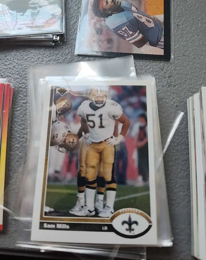 1991 Upper Deck #393 Sam Mills New Orleans Saints Football Card — front