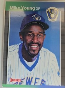 1989 Donruss #632 Mike Young Milwaukee Brewers — front