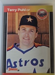 1989 Donruss #472 Terry Puhl — front