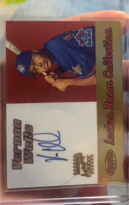 2001 Fleer Legacy Locker Room Collection #LR-1 Vernon Wells — front