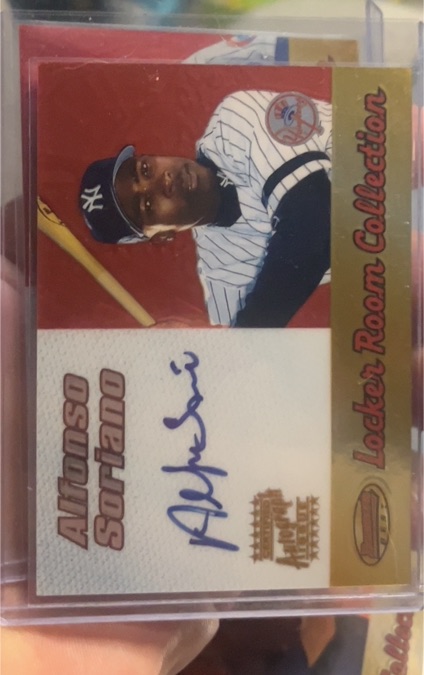 2000 Bowman's Best #LRCA8 Alfonso Soriano Locker Room Collection Autographs — front