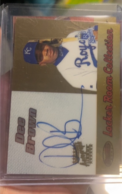 2000 Bowman's Best Locker Room Collection Autographs #LRCA14 Dee Brown — front