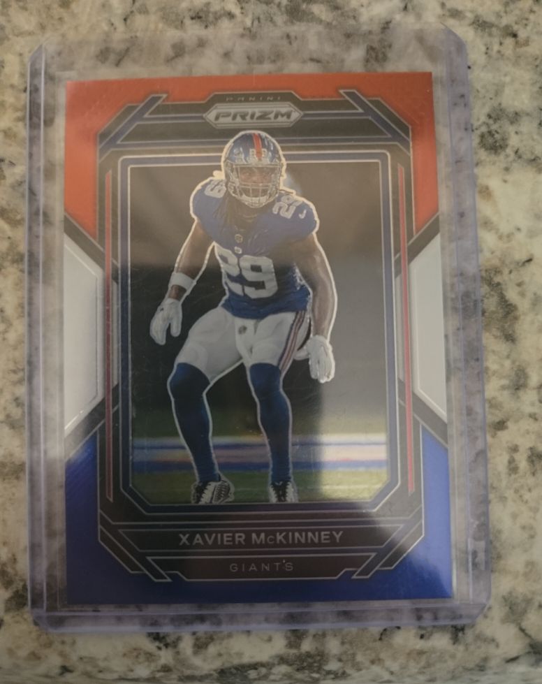 2022 Panini Prizm #221 Xavier McKinney — front