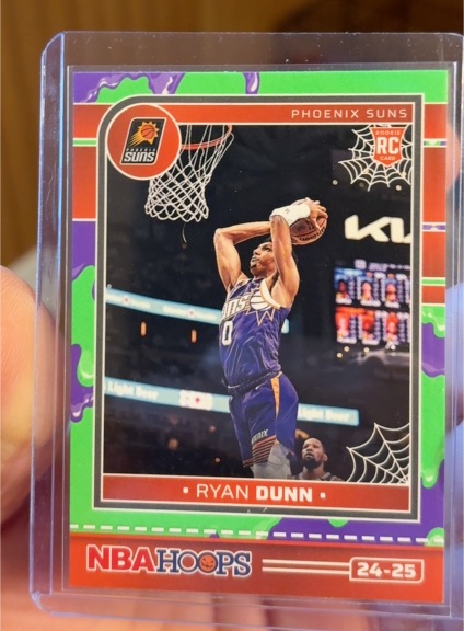 2024-25 Panini Haunted Hoops #258 Ryan Dunn — front