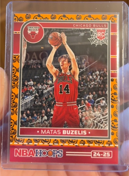 2024-25 Panini Haunted Hoops #237 Matas Buzelis — front