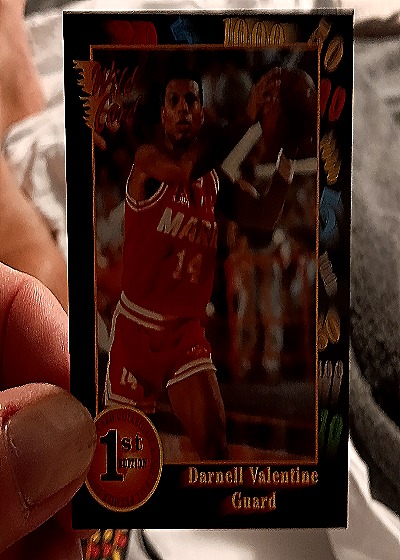 1990 Wild Card #10 Darnell Valentine — back