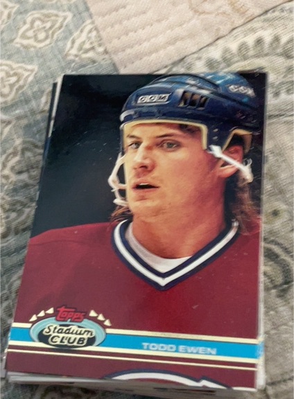 1991-92 Topps Stadium Club #340 Todd Ewen — front