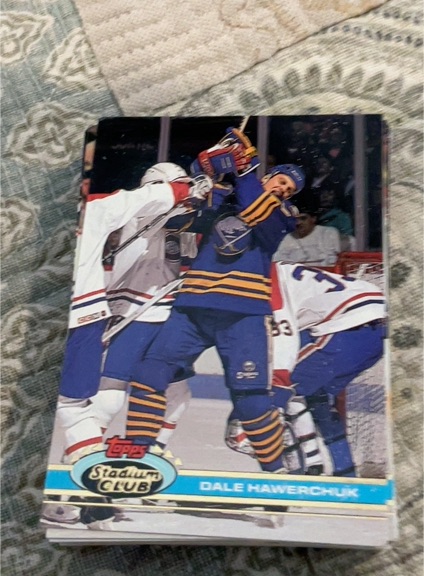 1991-92 Topps Stadium Club #312 Dale Hawerchuk — front