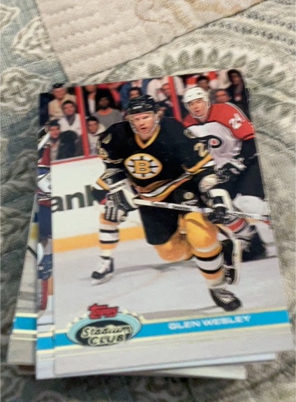 1991-92 Topps Stadium Club #190 Glen Wesley — front