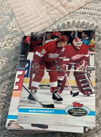 1991-92 Topps Stadium Club #59 Bob Probert — front
