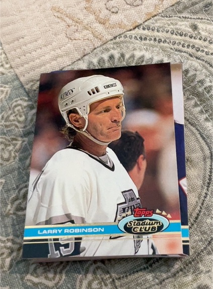 1991-92 Topps Stadium Club #252 Larry Robinson — front
