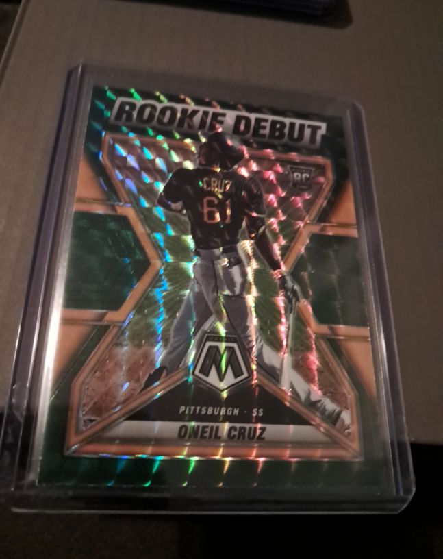 2022 Panini Mosaic Rookie Debut #RD-5 Oneil Cruz — front