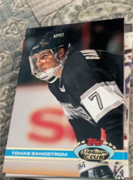 1991-92 Topps Stadium Club #209 Tomas Sandstrom — front