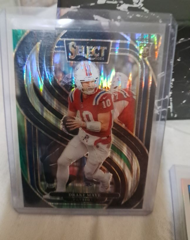 2024 Panini Select Football Premier Level #113 Drake Maye — front
