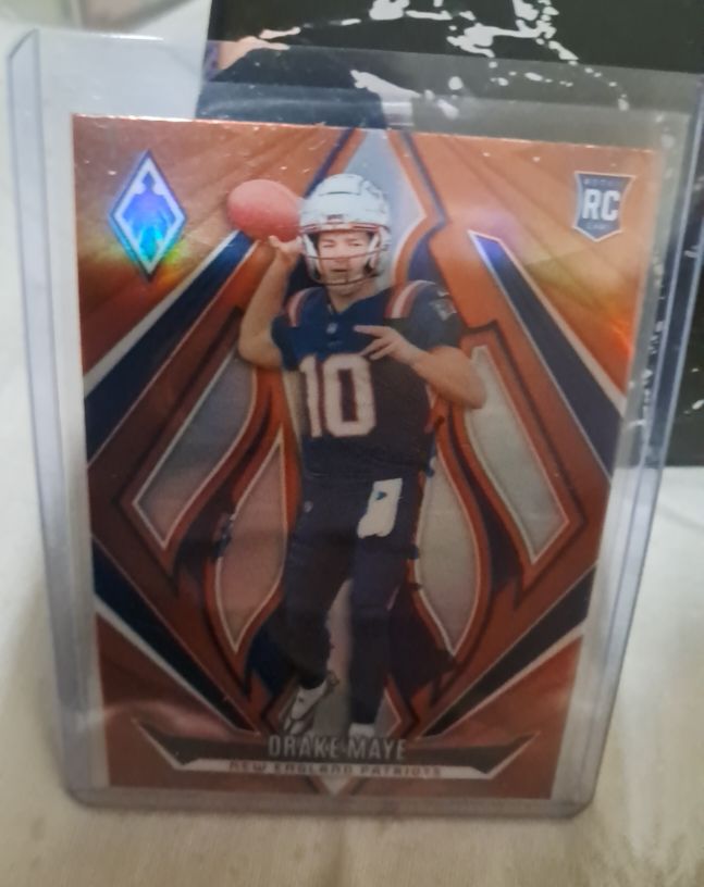 2024 Panini Phoenix Fireburst #179 Drake Maye — front