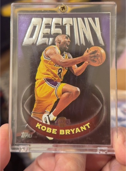 1997-98 Topps Chrome #D5 Kobe Bryant Destiny — front